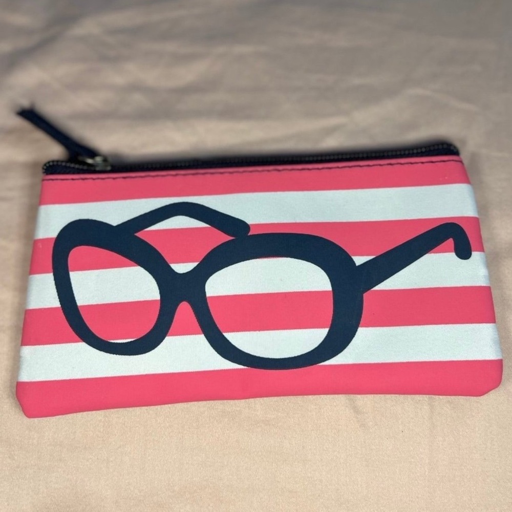 MACY’S Sunglasses Bag